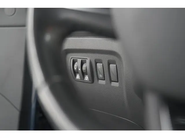 Renault Captur TCe 120 Intens 2017 Benzine 40