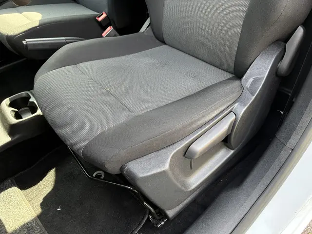 Opel Combo 1.5 Turbo 102Pk L1H1 Edition 2022 Diesel 25