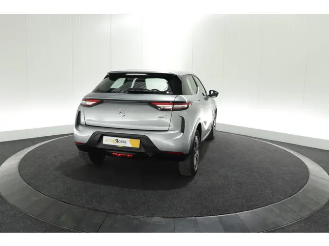 DS DS 3 Crossback PureTech 100 Montmartre 2022 Benzine 10