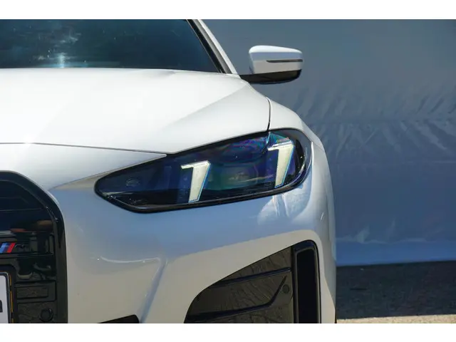 BMW i4 eDrive40 2025 Elektrisch 32