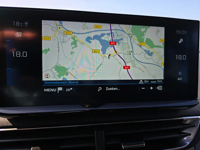Peugeot 3008 1.2 PureTech Active 2022 Benzine 18