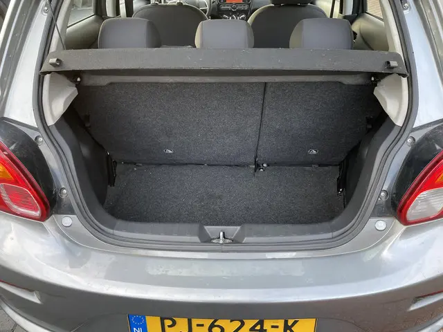 Mitsubishi Space Star 1.0 Cool+ 2017 Benzine 12