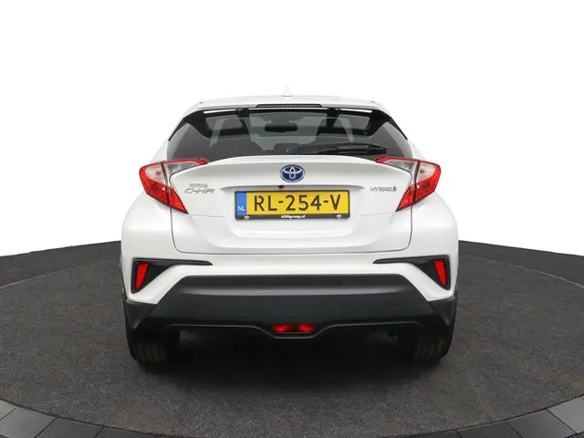 Toyota C-HR 1.8 Hybrid Dynamic 2017 Hybride Benzine 54