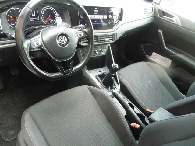 Volkswagen Polo 1.0 MPI Comfortline 2020 Benzine 11