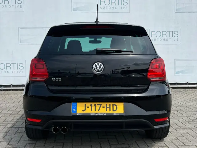Volkswagen Polo 1.8 TSI GTI 2017 Benzine 16