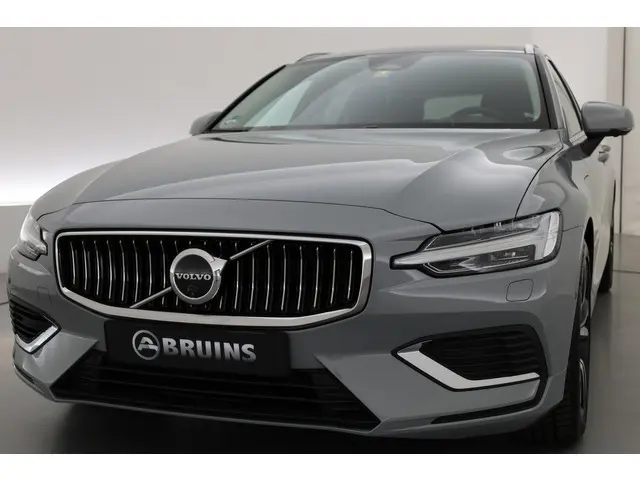 Volvo V60 T6 Recharge Plus Bright 2024 Hybride Benzine 32