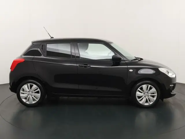 Suzuki Swift 1.2 Select Smart Hybrid 2020 Benzine 6