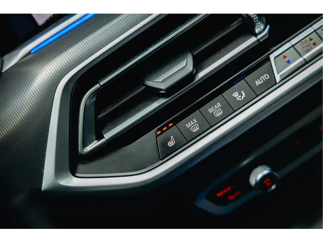 BMW X5 xDrive45e High Executive 2022 Hybride Benzine 35