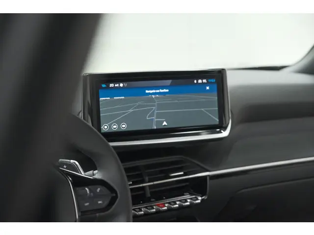 Peugeot 2008 1.2 Hybrid 145 Allure 2025 Hybride Benzine 54