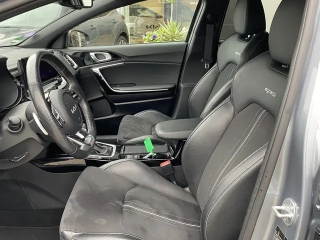 Kia ProCeed 1.5 T-GDi GT-PlusLine 2022 Benzine 17