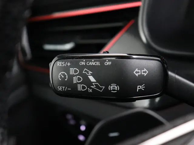 Škoda Scala 1.0 TSI Sport Business 2021 Benzine 17