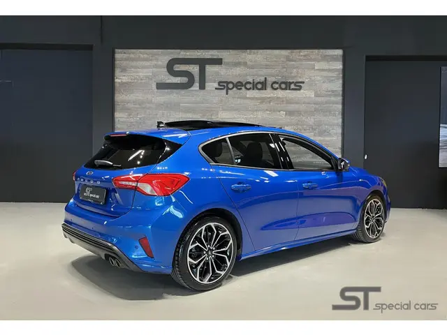 Ford Focus 1.5 EcoBoost ST Line|Pano|18 inch 2019 Benzine 6