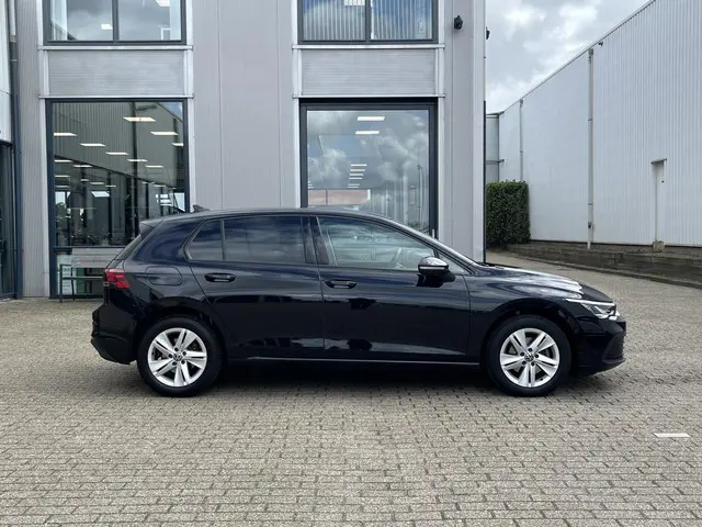 Volkswagen Golf 1.5 TSI Life 2020 Benzine 3
