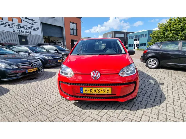 Volkswagen up! 1.0 move up! 2013 Benzine 2