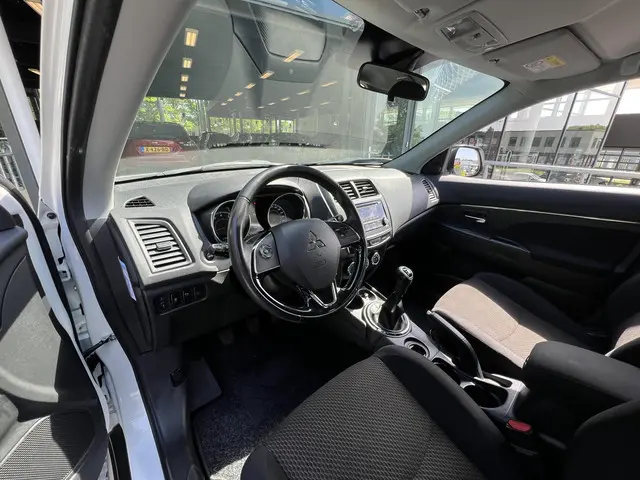 Mitsubishi ASX 1.6 Cleartec Bright+ 2017 Benzine 22