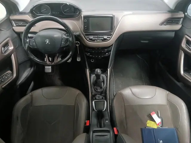 Peugeot 2008 1.6 VTi Féline SCHADEAUTO!! WOK!! 2013 Benzine 11