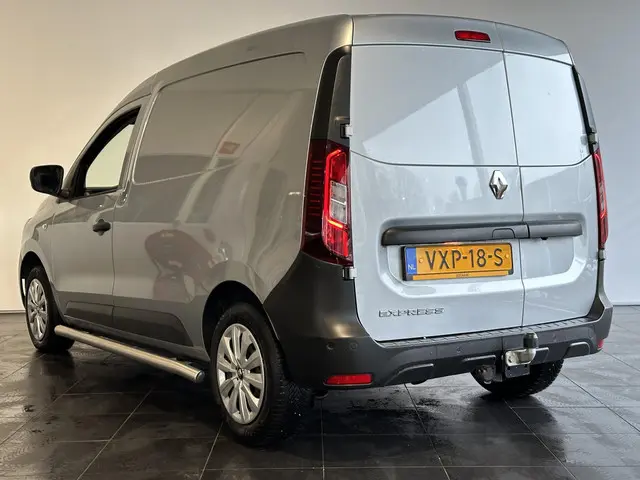 Renault Express 1.5 dCi 75 Comfort + 2023 Diesel 6