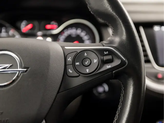 Opel Grandland X 1.2 Turbo Elegance Sport 2021 Benzine 23