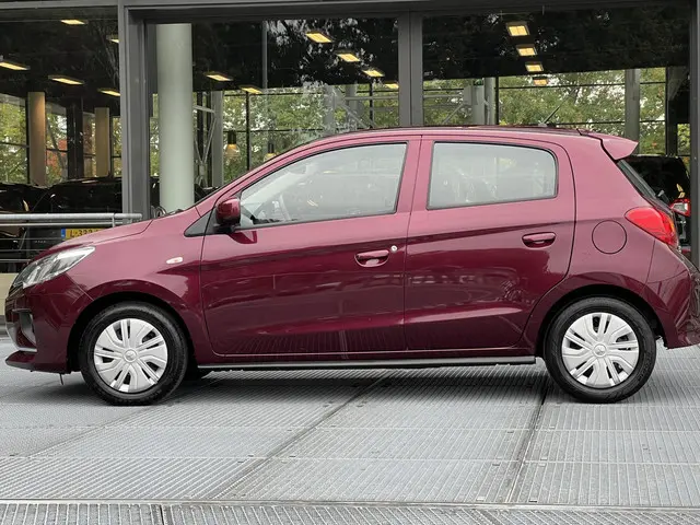 Mitsubishi Space Star 1.2 Cool+ 2022 Benzine 14