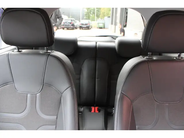 Opel ADAM 1.0 Turbo Slam 2015 Benzine 28