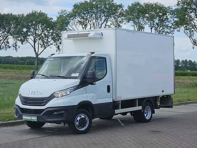 Iveco Daily 35C16 2022 Diesel 2