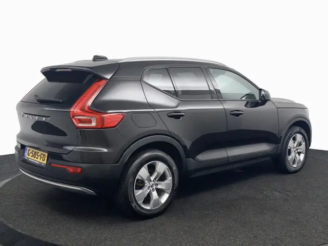 Volvo XC40 1.5 T3 Inscription zwart 2018 Benzine 5
