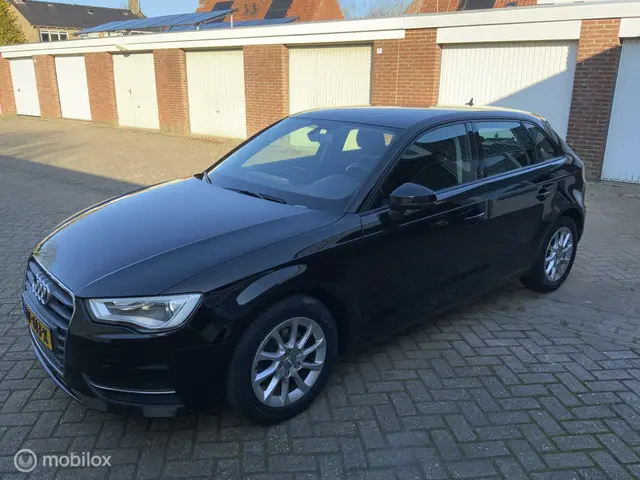 Audi A3 Sportback 1.2 TFSI Attraction 2016 Benzine 3