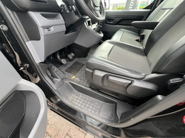 Opel Vivaro 1.5 CDTI L2H1 Edition 2021 Diesel 28