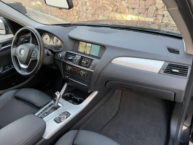 BMW X3 XDrive28i Executive 2015 Benzine 13