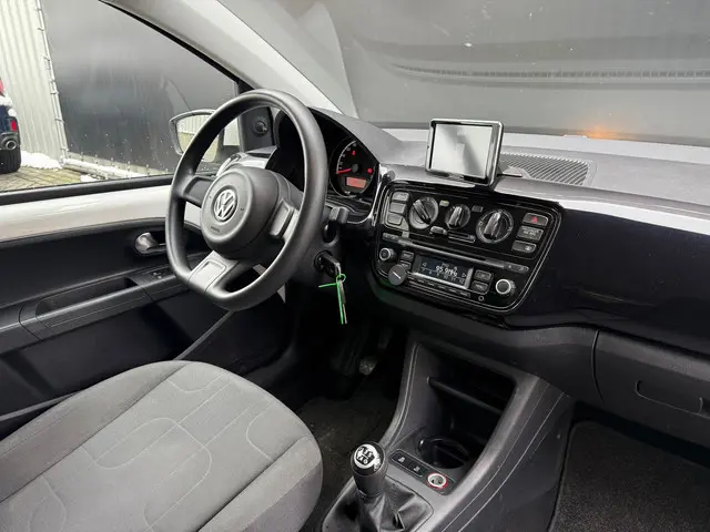 Volkswagen up! 1.0 move up! BlueMotion 2015 Benzine 26