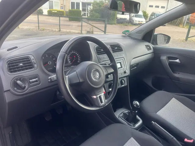Volkswagen Polo 1.2 TSI highline 2014 Benzine 10