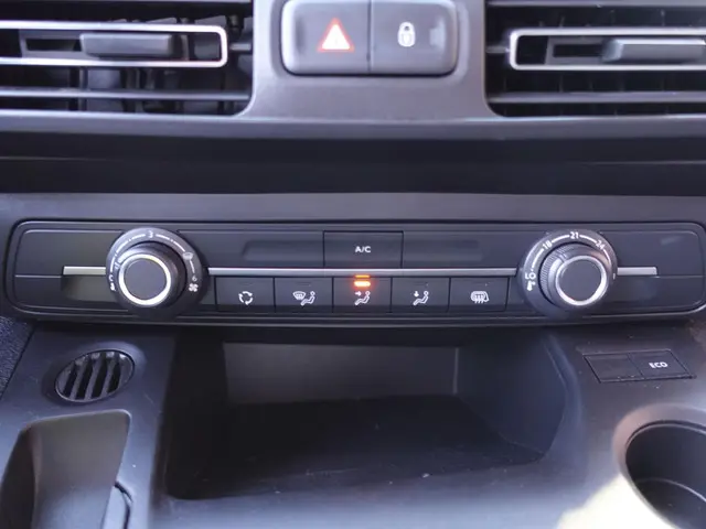 Opel Combo 130pk L1H1 2023 Diesel 21