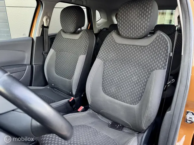 Renault Captur 0.9 TCe Intens 2017 Benzine 12