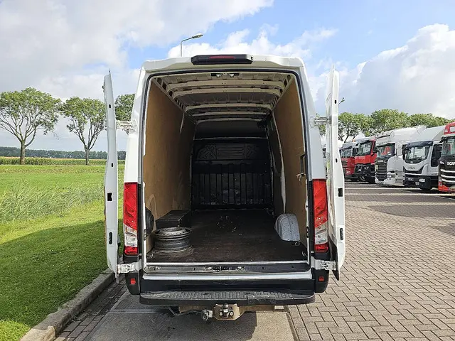 Iveco Daily 35S14 2019 Diesel 13