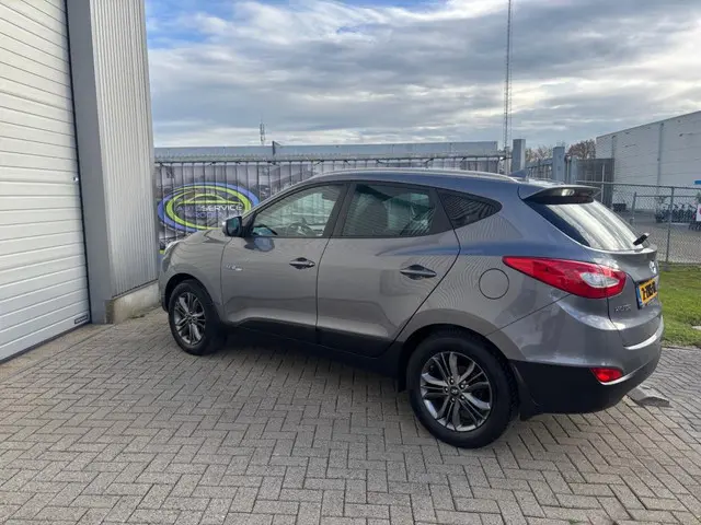 Hyundai ix35 1.6i GDI Go! 2015 Benzine 3