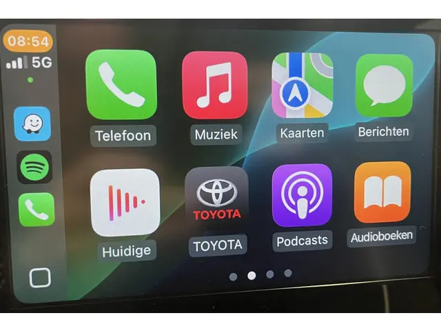 Toyota Yaris 1.5 Hybrid Active 2022 Hybride Benzine 29