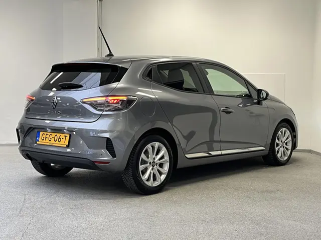 Renault Clio 1.0 TCe 90 GPF evolution 2024 Benzine 5