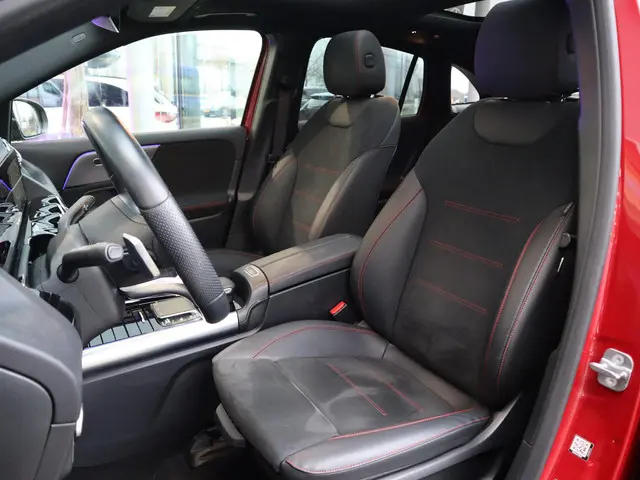 Mercedes-Benz EQA 250+ AMG Line 71 kWh 2023 Elektrisch 13