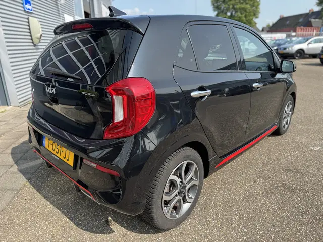 Kia Picanto 1.0 DPi GT-Line 2023 Benzine 8