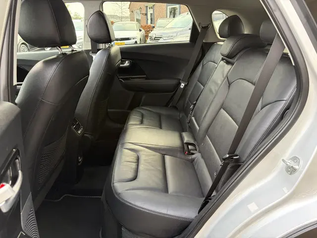 Kia Niro 1.6 GDi PHEV DynamicLine 2018 Hybride Benzine 22