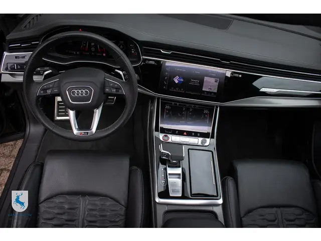 Audi Q8 4.0 TFSI RS Q8 quattro 2024 Benzine 9