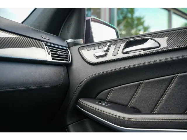Mercedes-Benz GLS AMG 63 4MATIC 2016 Benzine 26