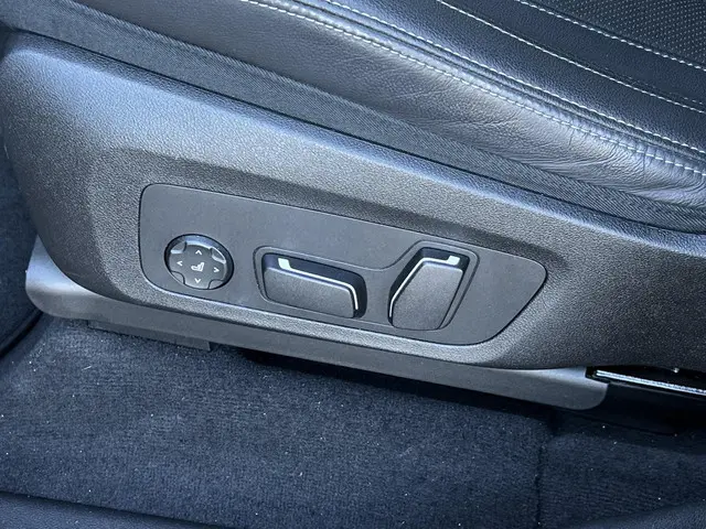 BMW X3 xDrive30e 2024 Hybride Benzine 11