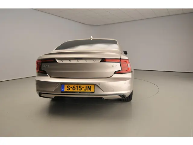 Volvo S90 2.0 B5 Ultimate Bright 2023 Benzine 6