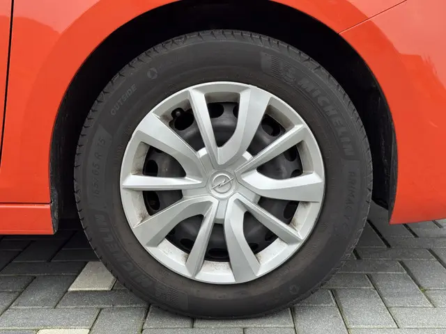 Opel Corsa 1.2 Edition 2020 Benzine 9