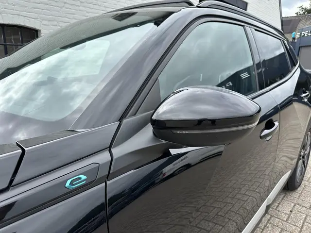 Peugeot e-2008 EV GT Pack 136 PK 2022 Elektrisch 43