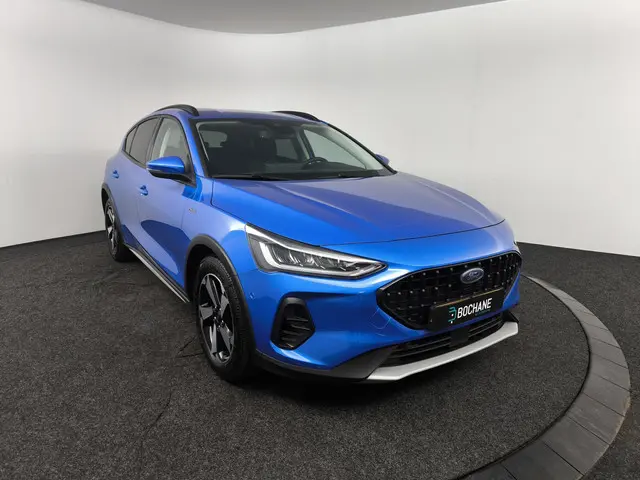 Ford Focus 1.0 EcoBoost Hybrid Active X 2024 Benzine 5