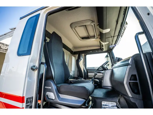 MAN TGS 18.400 4x4H +CM 11.500L /4 COMP 2015 Diesel 13