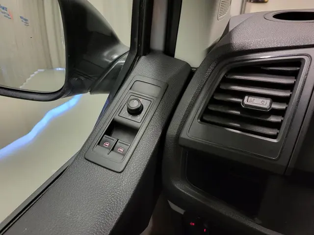 Volkswagen Transporter 2.0TDI L2/H1 Euro 6! 2017 Diesel 12