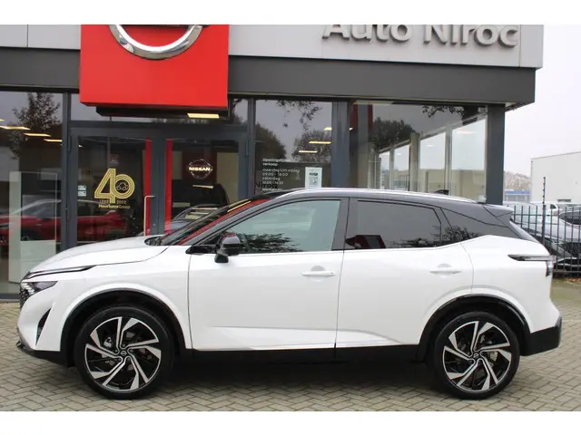 Nissan QASHQAI MHEV 158 Xtronic Tekna Plus 2025 Benzine 4